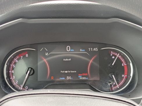 Certified 2025 Toyota RAV4 LE FWD image 24