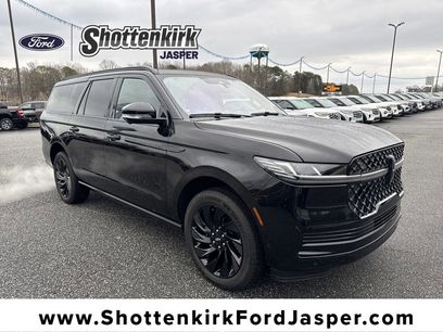 Used 2025 Lincoln Navigator L Reserve w/ Jet Appearance Package