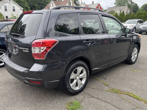 Used 2014 Subaru Forester 2.5i Premium w/ All-Weather Package AWD/4WD image 4