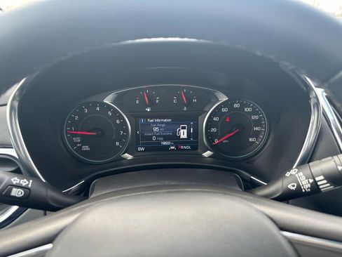 Used 2024 Chevrolet Equinox LT image 32