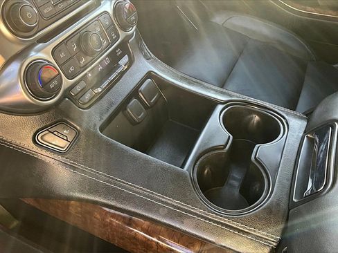 Used 2019 Chevrolet Tahoe LT image 15