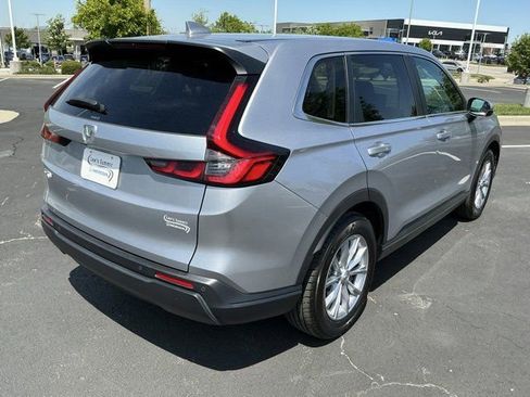 Used 2025 Honda CR-V EX-L image 3