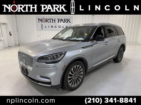 Used 2023 Lincoln Aviator 2WD w/ Premium Package image 1