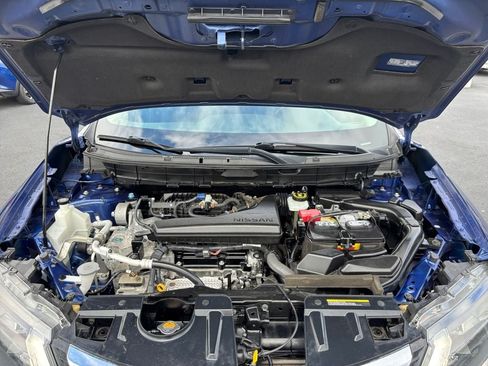 Used 2020 Nissan Rogue SV FWD image 29
