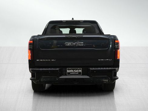 Used 2025 GMC Sierra EV Denali AWD/4WD image 4