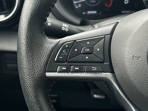 Used 2022 Nissan Kicks SR w/ Premium Package image 28