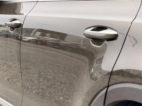 Used 2022 Kia Telluride SX w/ Towing Package AWD/4WD image 15