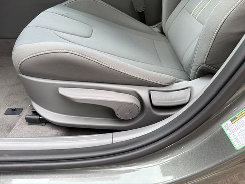 New 2026 Hyundai Elantra Sport FWD image 14