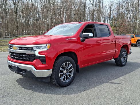 Certified 2024 Chevrolet Silverado 1500 LT AWD/4WD image 3