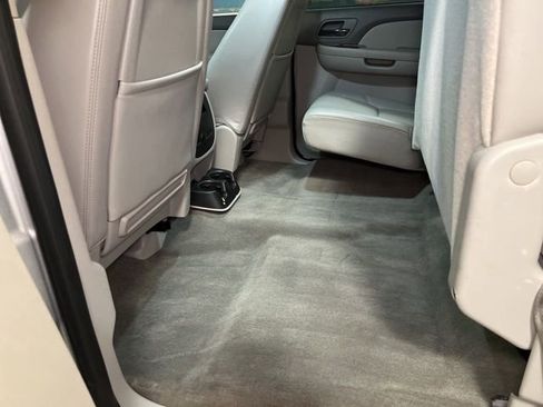 Used 2014 Chevrolet Silverado 2500 LTZ w/ LTZ Plus Package image 56