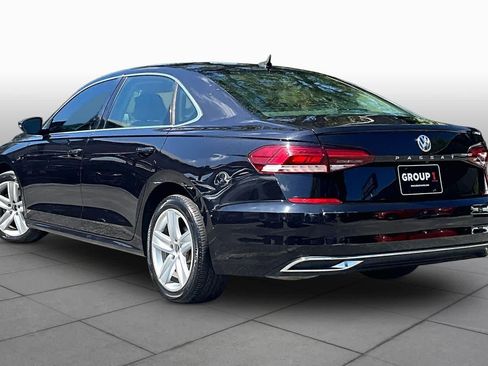Used 2020 Volkswagen Passat 2.0T SE FWD image 11