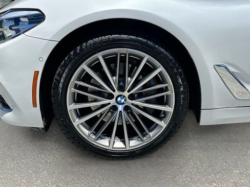 Used 2019 BMW 530i xDrive w/ Premium Package AWD/4WD image 32
