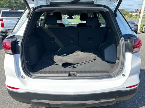 Certified 2024 Chevrolet Equinox LT FWD image 26