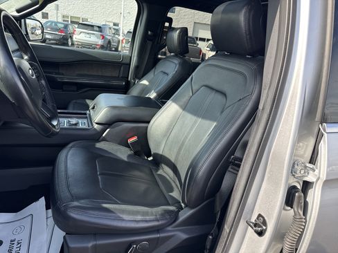 Used 2019 Ford Expedition Limited w/ Equipment Group 302A image 22