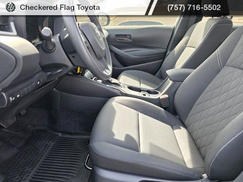 Used 2026 Toyota Corolla LE image 9