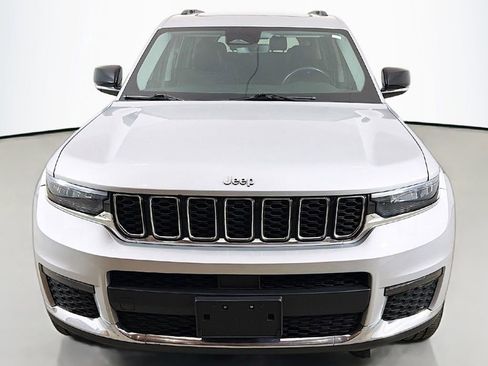 Used 2021 Jeep Grand Cherokee L Limited image 15