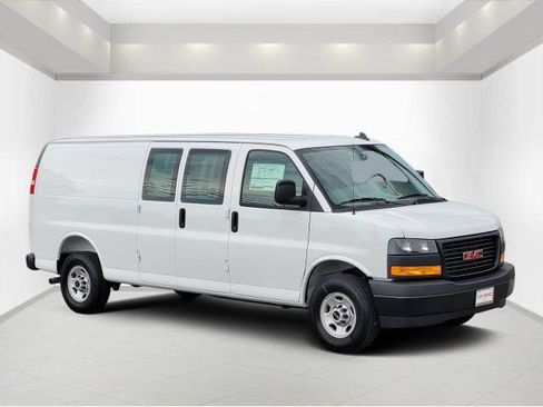 Used 2025 GMC Savana 2500 Extended w/ Driver Convenience Package RWD image 1