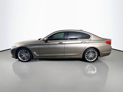 Used 2018 BMW 540i w/ Luxury Seating Package RWD image 6