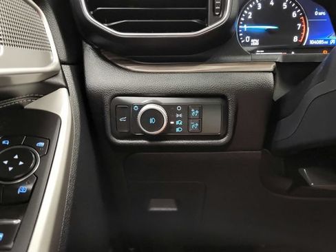 Used 2021 Ford Explorer Limited AWD/4WD image 27