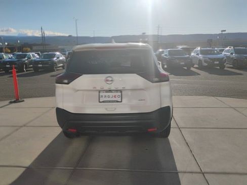 Used 2021 Nissan Rogue S image 6