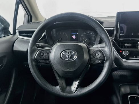 Used 2025 Toyota Corolla LE FWD image 17