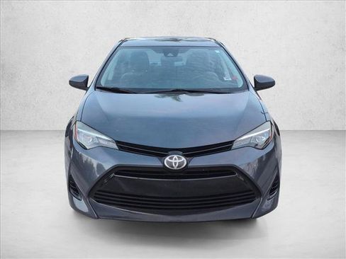 Used 2017 Toyota Corolla L FWD image 2