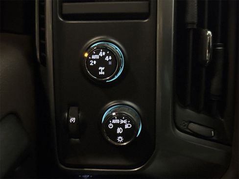 Used 2016 Chevrolet Silverado 1500 LT w/ All Star Edition image 17