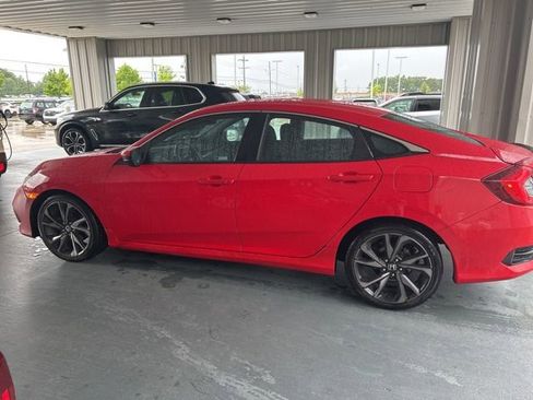 Used 2019 Honda Civic Sport image 4