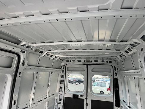 Used 2023 RAM ProMaster 2500 image 25