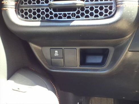 Used 2023 Honda HR-V Sport image 19