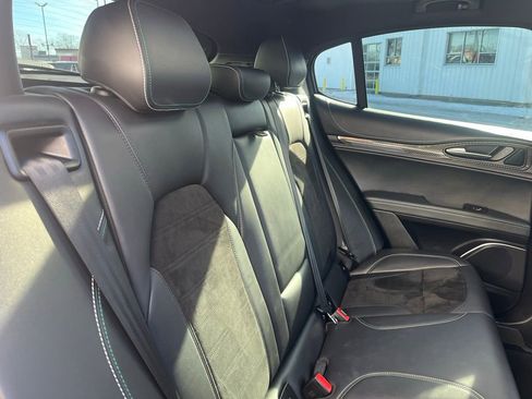 Used 2020 Alfa Romeo Stelvio Quadrifoglio image 8