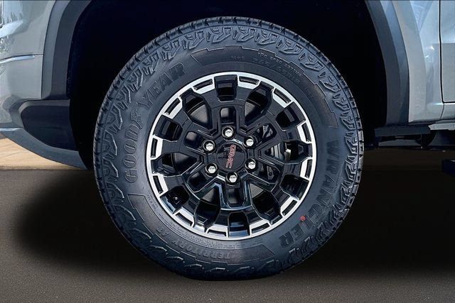 New 2026 GMC Canyon AT4 w/ Technology Plus Package AWD/4WD image 13
