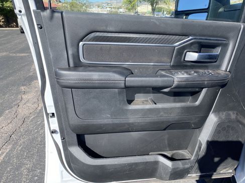 New 2025 RAM 2500 Big Horn AWD/4WD image 7