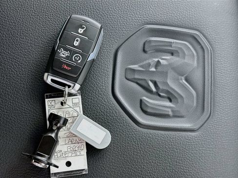 New 2026 RAM 2500 Laramie w/ Night Edition AWD/4WD image 19
