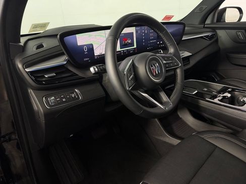 Used 2025 Buick Enclave Preferred AWD/4WD image 21