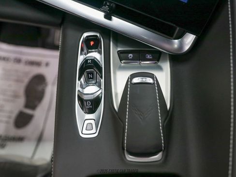 Used 2025 Chevrolet Corvette Stingray Premium Conv w/ Z51 Performance Package RWD image 42
