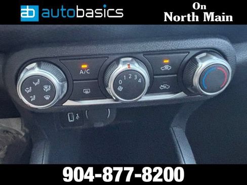 Used 2024 Nissan Kicks S FWD image 31