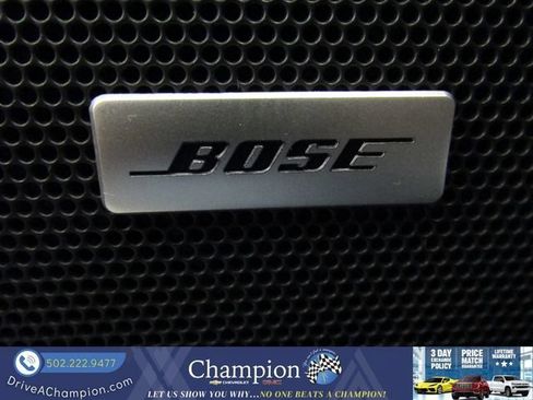 Used 2022 Chevrolet Traverse RS FWD image 26