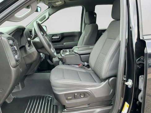 Used 2024 Chevrolet Silverado 1500 Custom AWD/4WD image 10