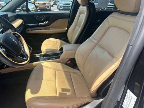 Used 2020 Lincoln Corsair Reserve w/ Elements Package FWD image 10