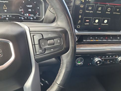 Used 2023 GMC Sierra 1500 SLE AWD/4WD image 29