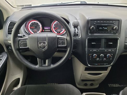 Used 2016 Dodge Grand Caravan SE w/ Quick Order Package 29E SE FWD image 22