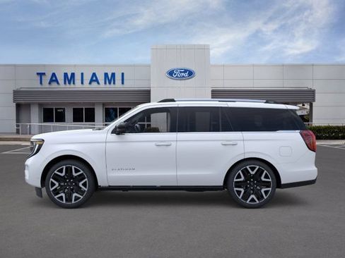 New 2026 Ford Expedition Platinum w/ Platinum Ultimate Package AWD/4WD image 3