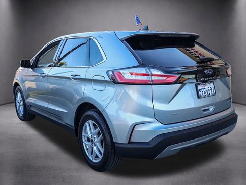 Used 2023 Ford Edge SEL image 7