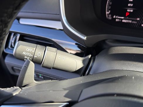 Certified 2025 Acura MDX w/ Technology Package image 27