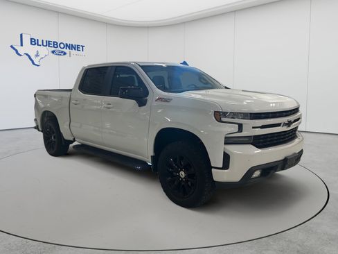 Used 2019 Chevrolet Silverado 1500 RST AWD/4WD image 3