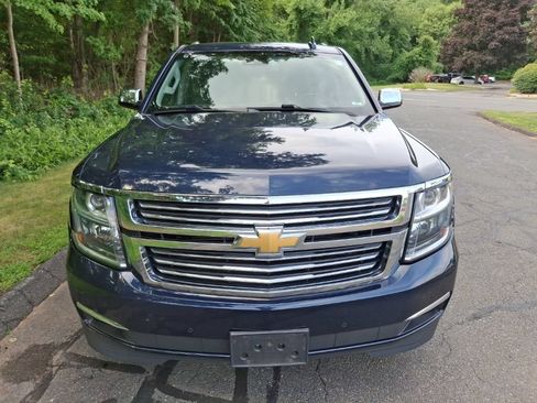 Used 2017 Chevrolet Suburban Premier AWD/4WD image 2