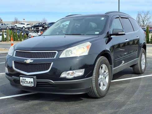 Used 2010 Chevrolet Traverse LT w/ Personal Connectivity Package image 2
