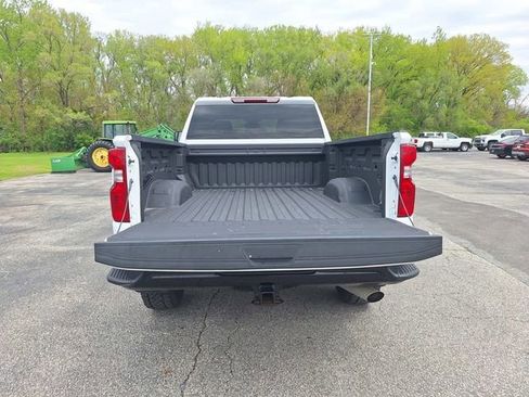 Used 2025 Chevrolet Silverado 2500 Custom w/ Custom Value Package AWD/4WD image 14