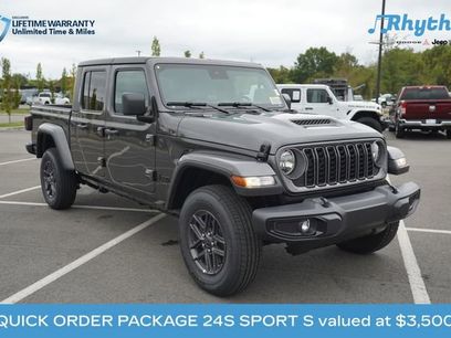 New 2025 Jeep Gladiator Sport